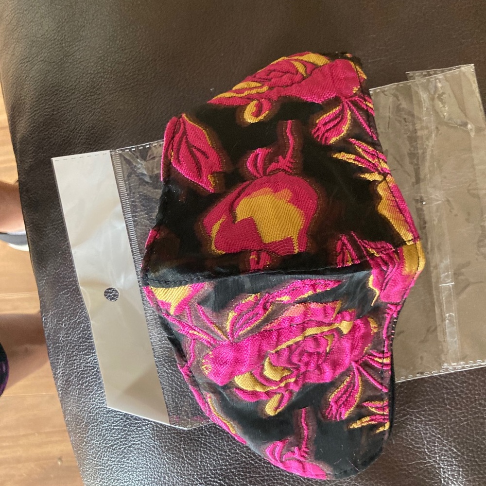 Women’s Mask